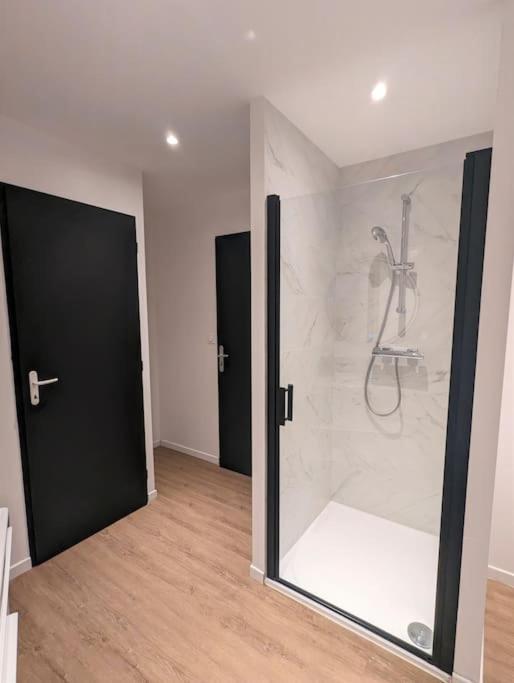 Bienvenue Chez Severine Et Julien Appartement 75M2 Mirefleurs Esterno foto