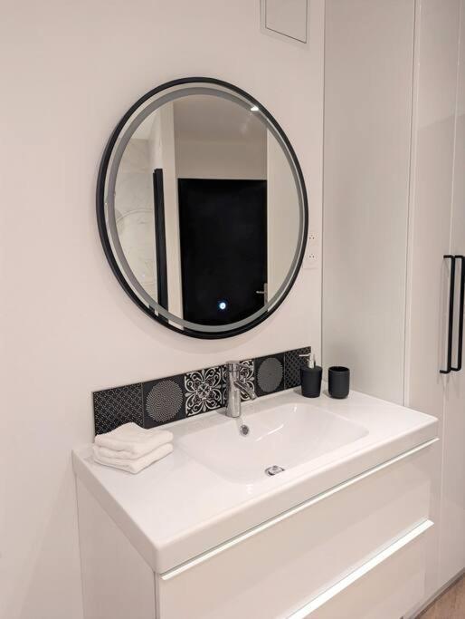 Bienvenue Chez Severine Et Julien Appartement 75M2 Mirefleurs Esterno foto